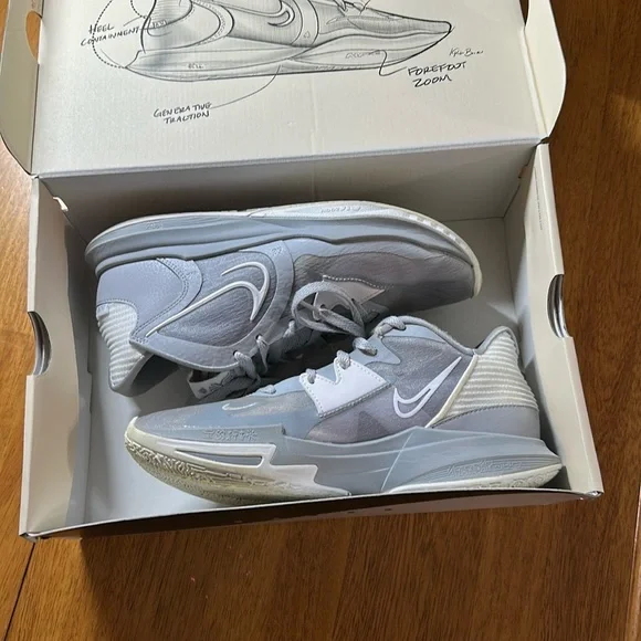 Kyrie Low 5 by Nike - Picture 8 of 8